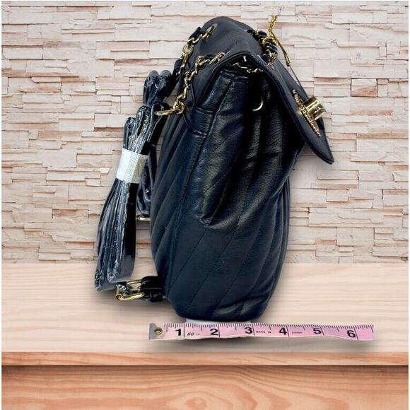 NEW bebe Black and Gold Crossbody Bag - Picture 9 of 10